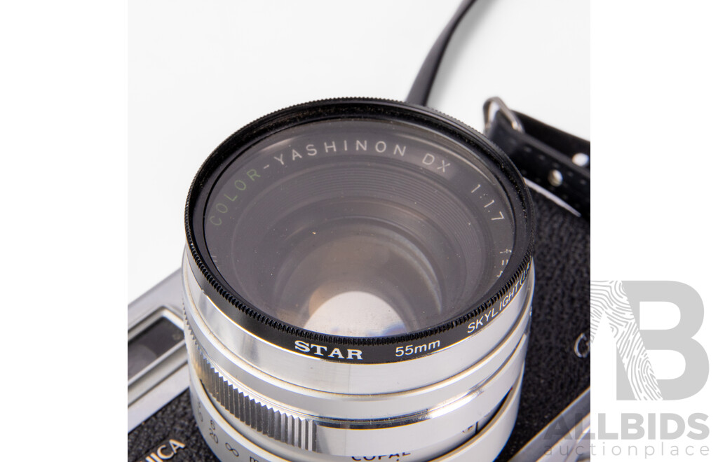 Yashica Electro 35 35mm Rangefinder Camera with Original Yashica Case
