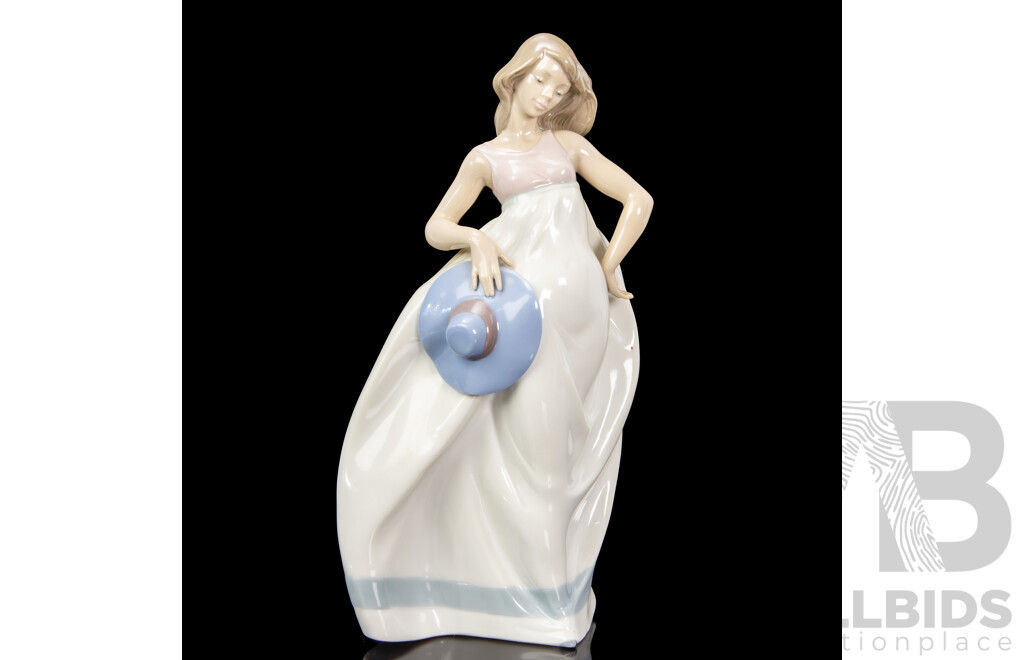 Large Porcelain ‘Spring Dance’ Lady Figure by José Puche for Nao
