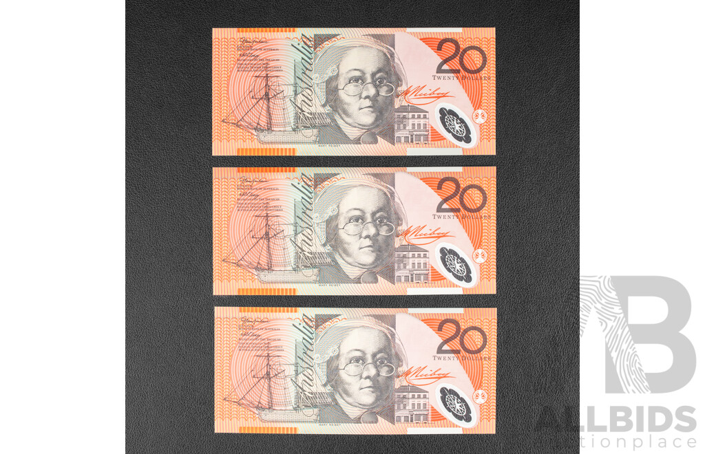 Three Australian 2006 UNC Twenty Dollar Notes, MacFarlane/Henry, Consecutive DD06406814 - DD06406816