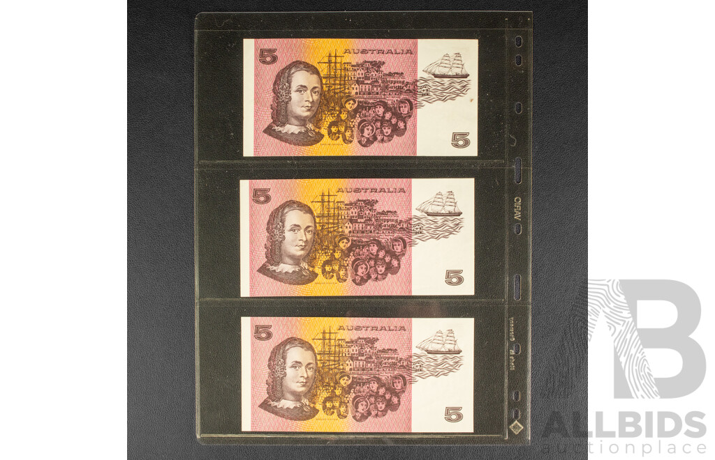 Nine Australian 1985 Five Dollar Notes, Johnston/Fraser