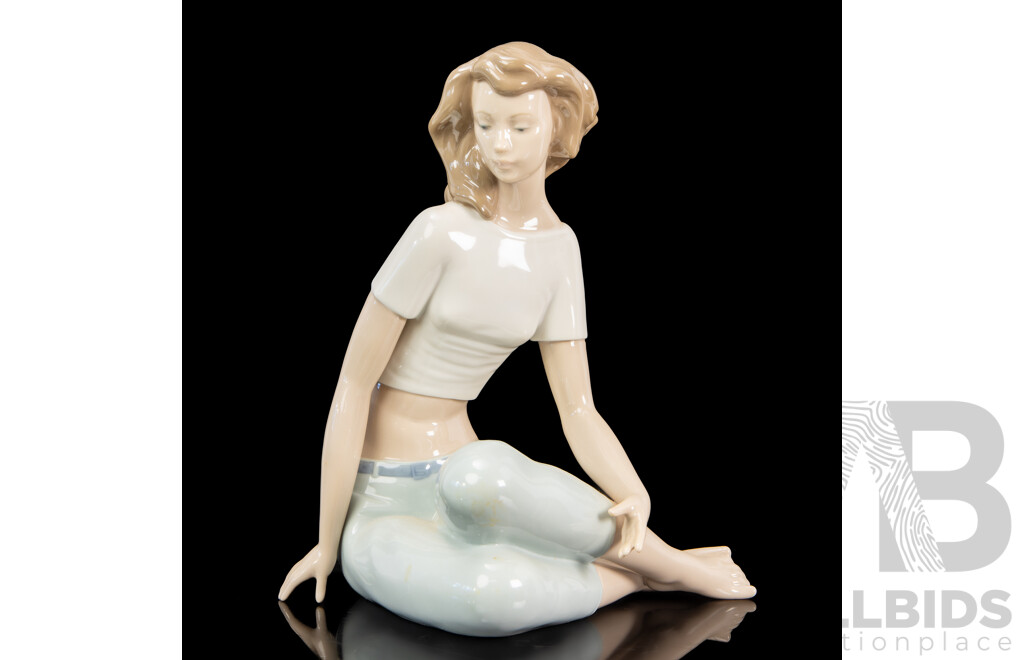 Large Porcelain ‘Mediterranean Breeze’ Seated Lady Figure by Nao for Lladró