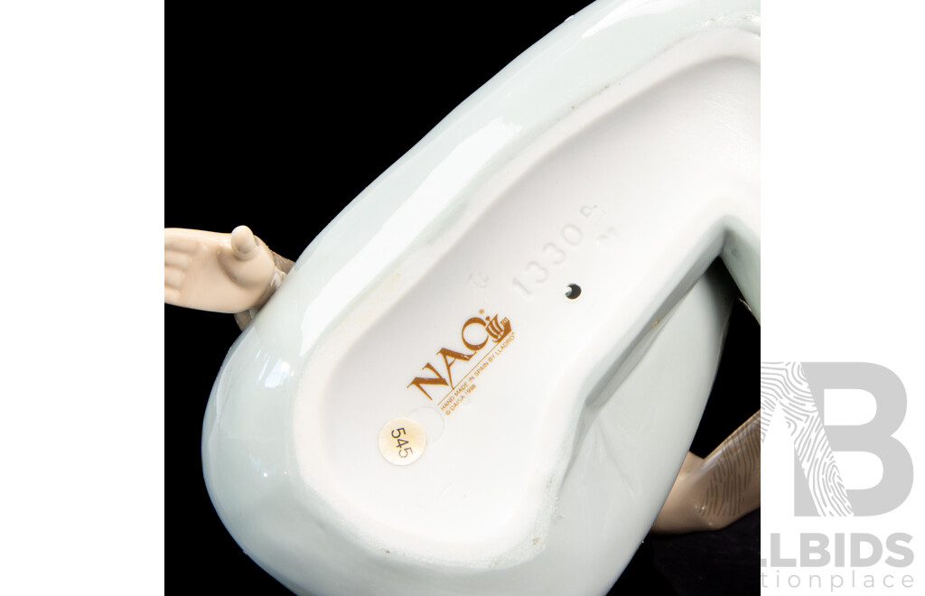 Large Porcelain ‘Mediterranean Breeze’ Seated Lady Figure by Nao for Lladró