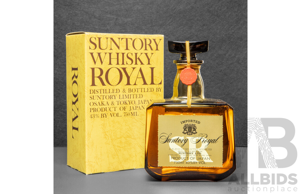 Suntory Whisky Royal in Presentation Box