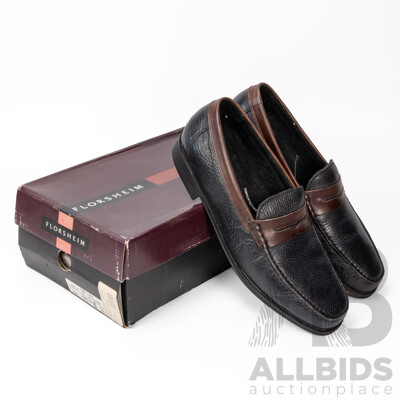 Pair of Florsheim Comfortech Men's Black Pebbled Leather Loafers, Size 11.5