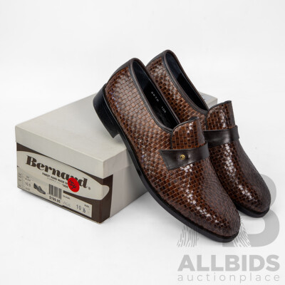 Pair of Bettini Men's Brown Leather Checker Loafers, Size 10.5