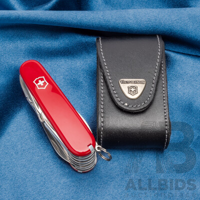 Victorinox Swiss Army Knife with Case