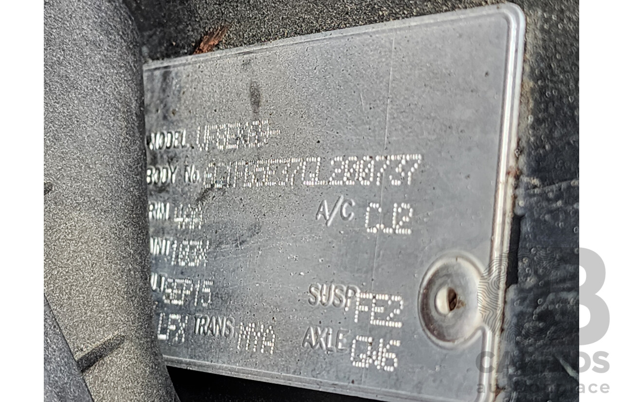 9/2015 Holden Commodore SV6 VF MY15 4d Sedan Green 3.6L