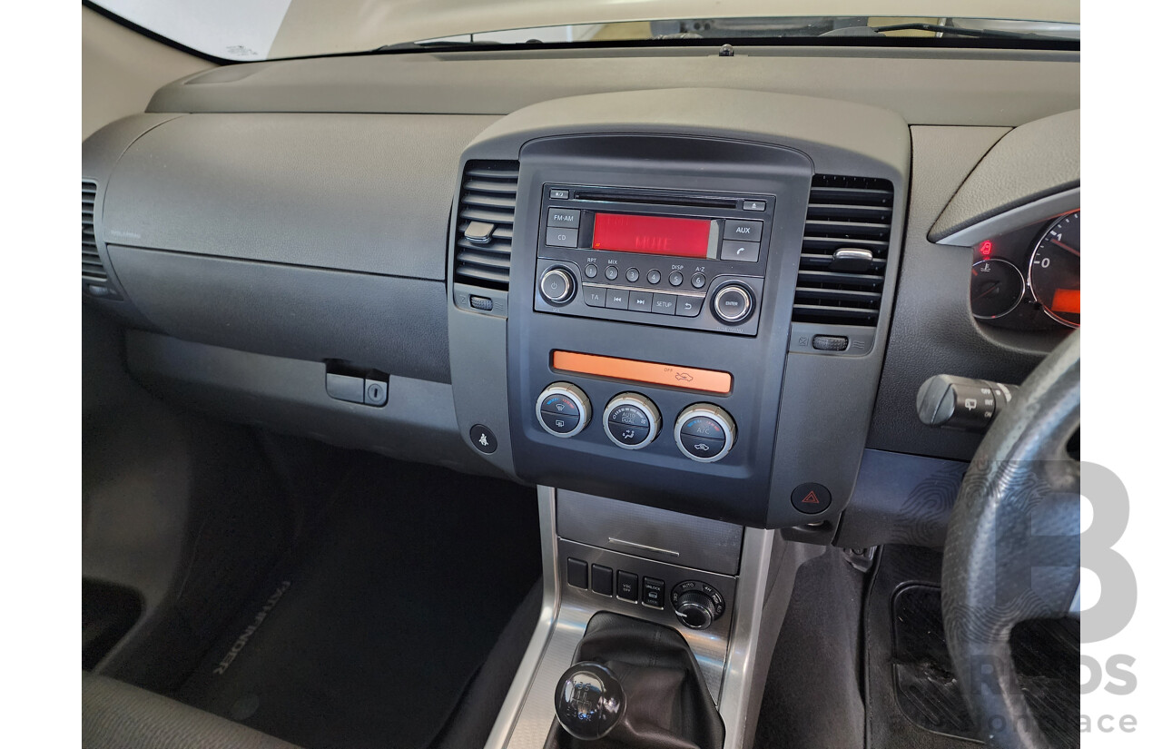 8/2012 Nissan Pathfinder ST (4x4) R51 SERIES 4 4d Wagon Gold 2.5L