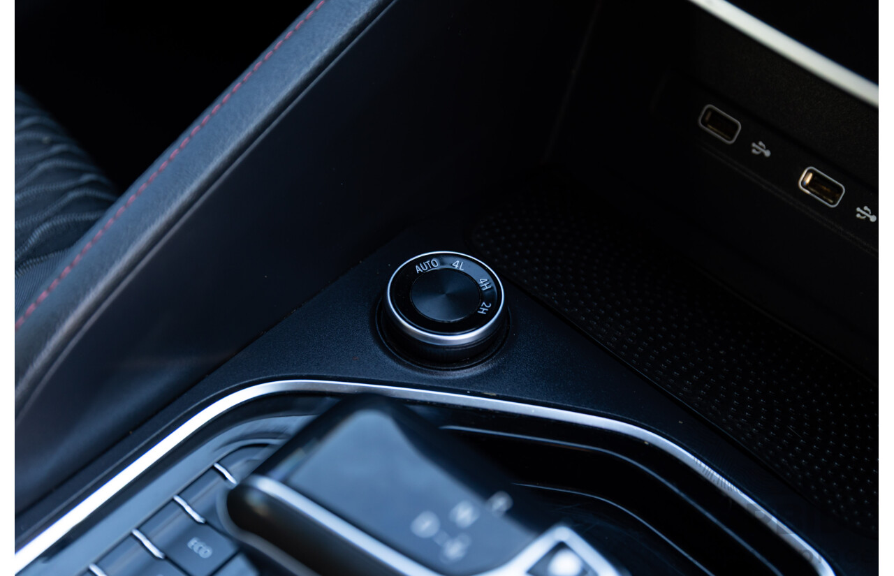 01/2022 Ldv T60 MAX PRO (4x4) 4x4 SK8C Double Cab Utility Blue Turbo Diesel 2.0L