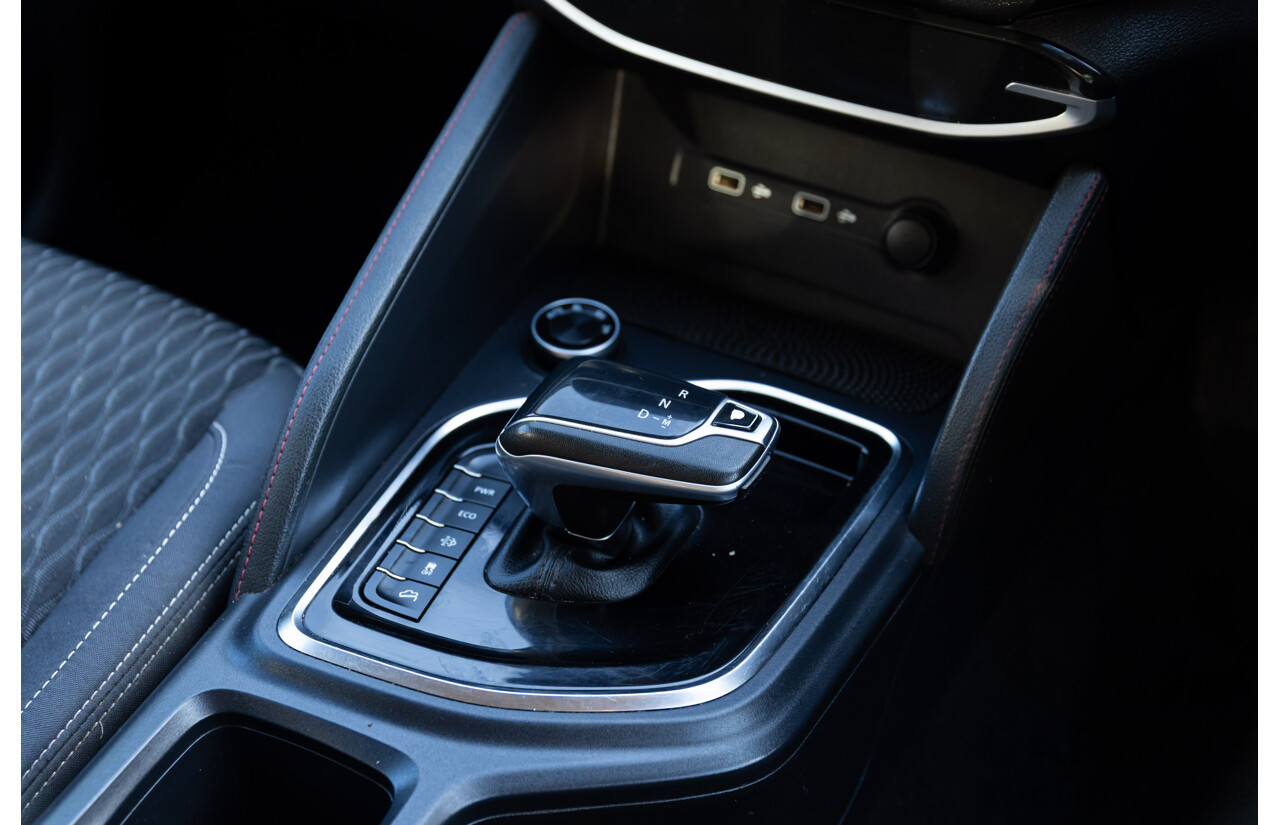 01/2022 Ldv T60 MAX PRO (4x4) 4x4 SK8C Double Cab Utility Blue Turbo Diesel 2.0L