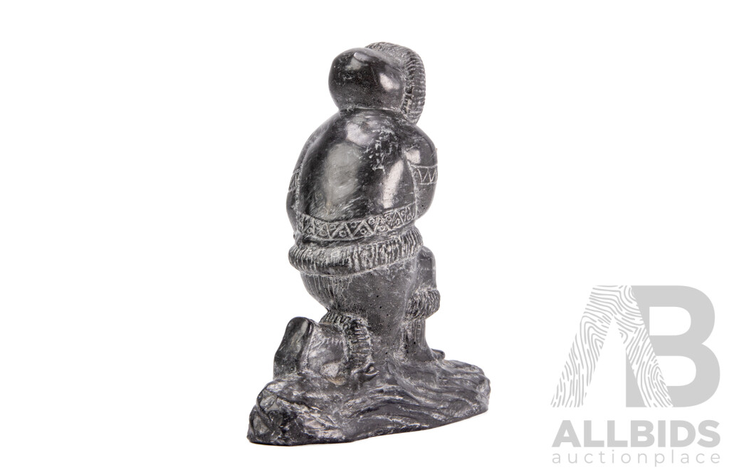 Hand Made Soapstone Inuit Carving Eskimo