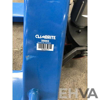 Climbrite (CPJ3000) Professional Quick Lift Pallet Jack