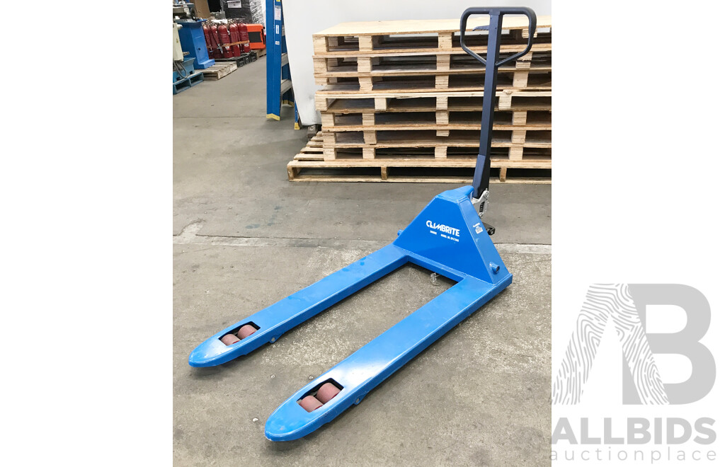 Climbrite (CPJ3000) Professional Quick Lift Pallet Jack
