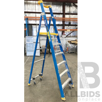 Bailey (FS13579) 6 Step 1.8m Fibreglass Platform Stepladder