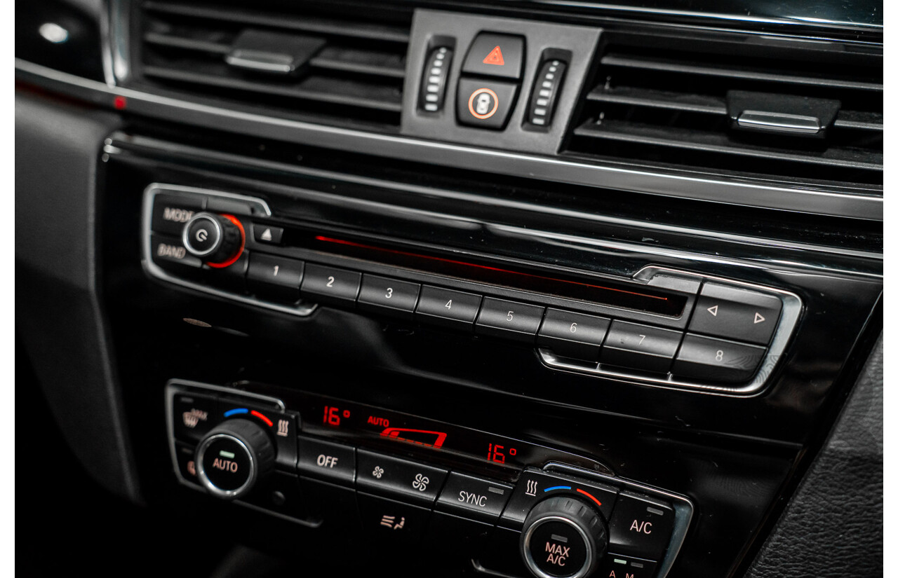 01/2016 BMW X1 sDrive18d (FWD) F48 4D Wagon Atlantic Grey Metallic Turbo Diesel 2.0L