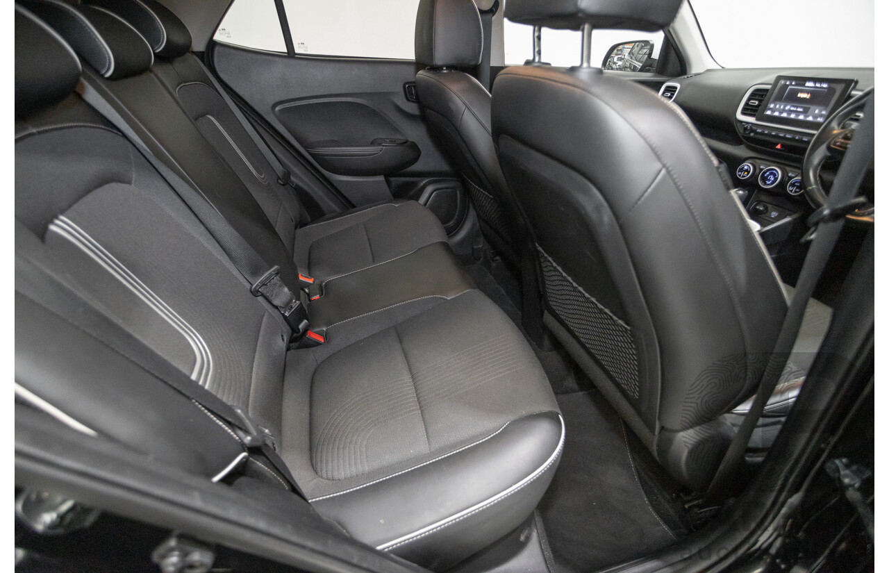 08/2020 Hyundai Venue Elite QX.2 MY20 4D Wagon Black Metallic 1.6L