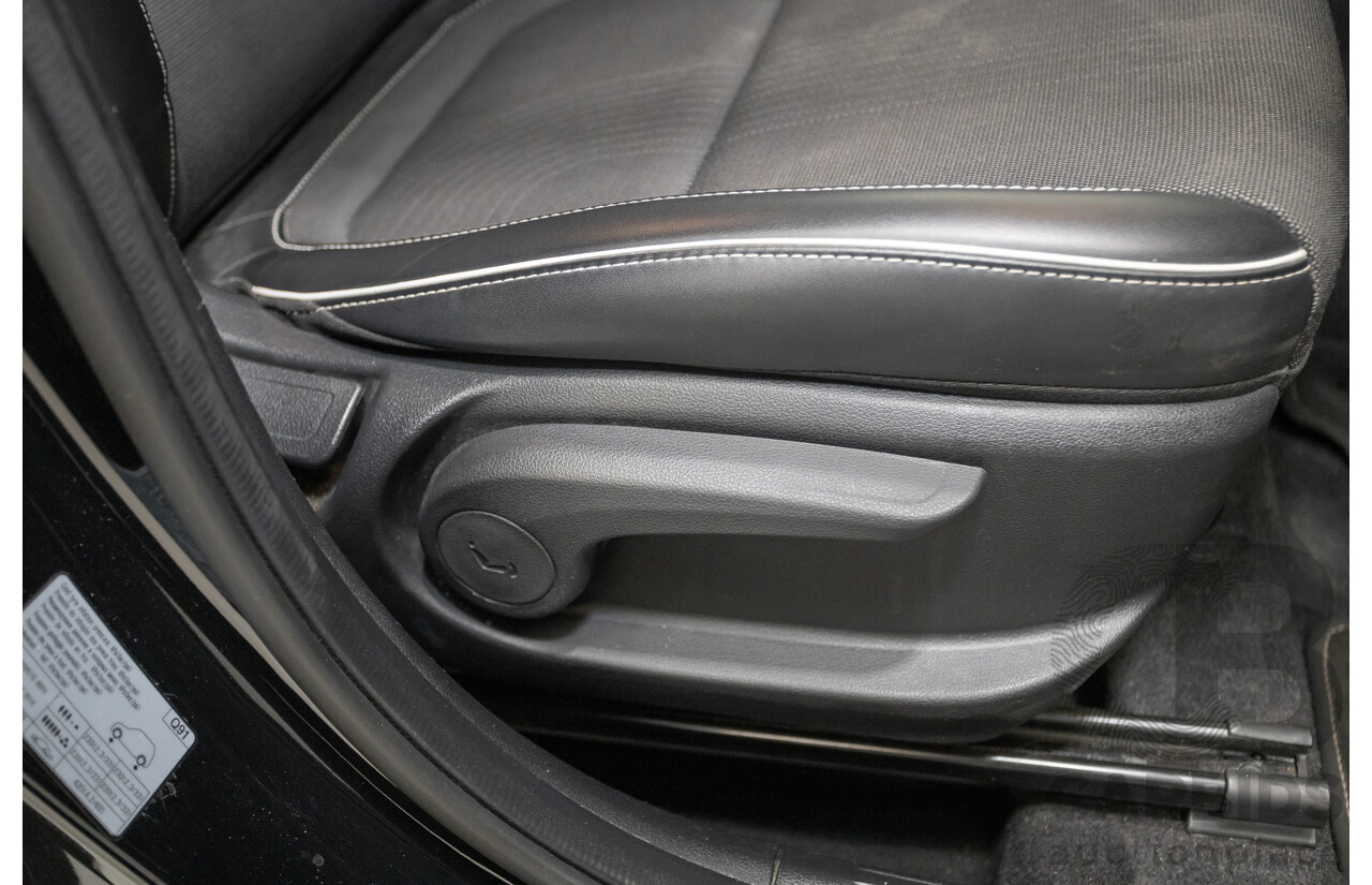 08/2020 Hyundai Venue Elite QX.2 MY20 4D Wagon Black Metallic 1.6L