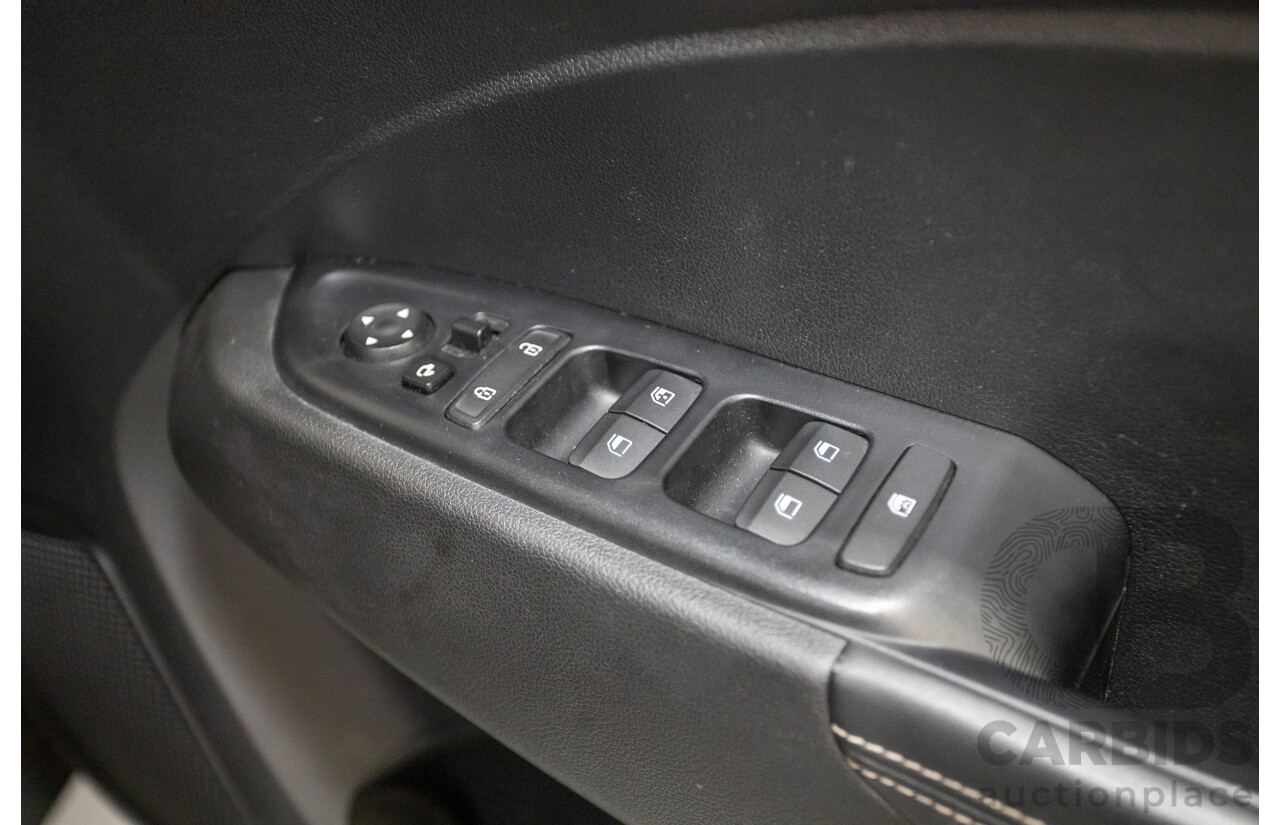 08/2020 Hyundai Venue Elite QX.2 MY20 4D Wagon Black Metallic 1.6L