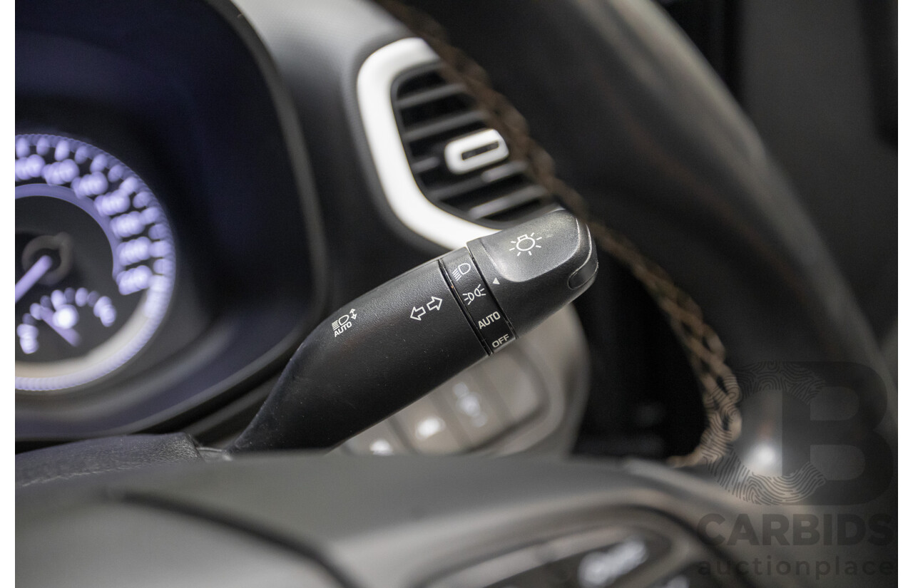 08/2020 Hyundai Venue Elite QX.2 MY20 4D Wagon Black Metallic 1.6L