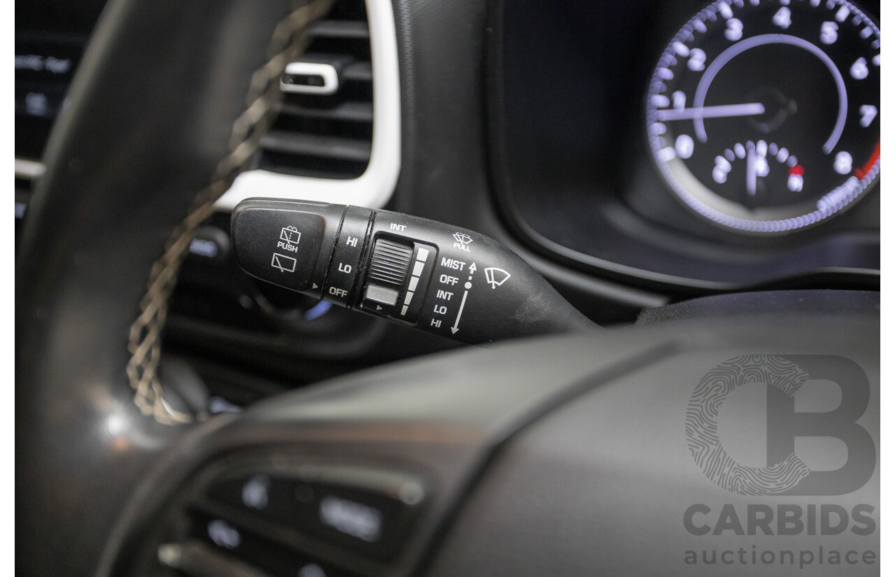 08/2020 Hyundai Venue Elite QX.2 MY20 4D Wagon Black Metallic 1.6L