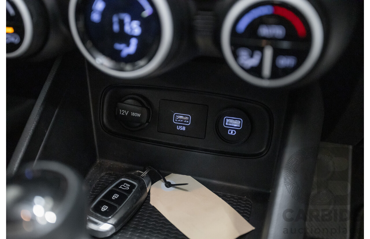 08/2020 Hyundai Venue Elite QX.2 MY20 4D Wagon Black Metallic 1.6L