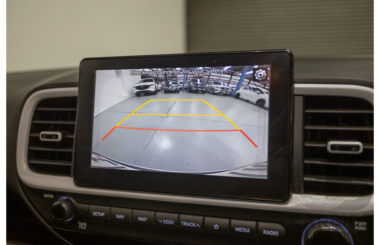 08/2020 Hyundai Venue Elite QX.2 MY20 4D Wagon Black Metallic 1.6L