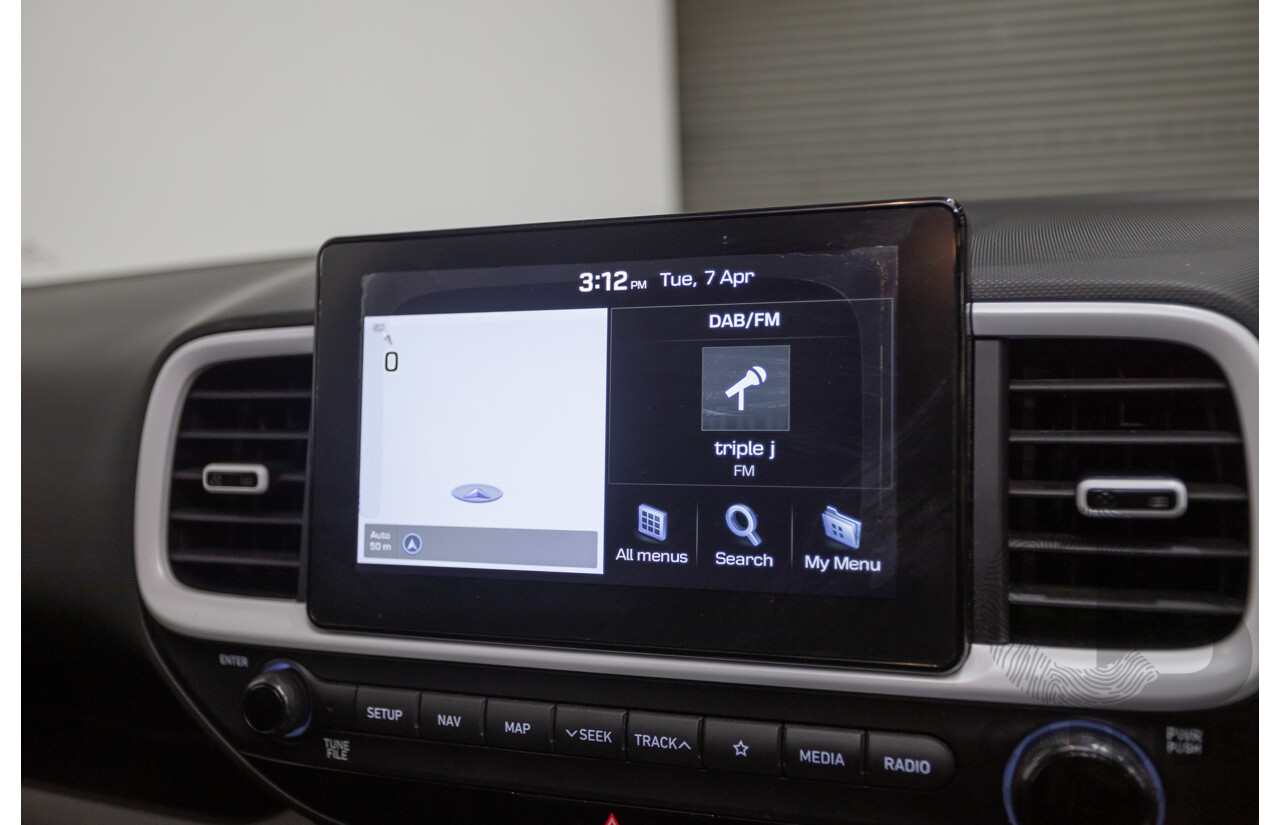 08/2020 Hyundai Venue Elite QX.2 MY20 4D Wagon Black Metallic 1.6L