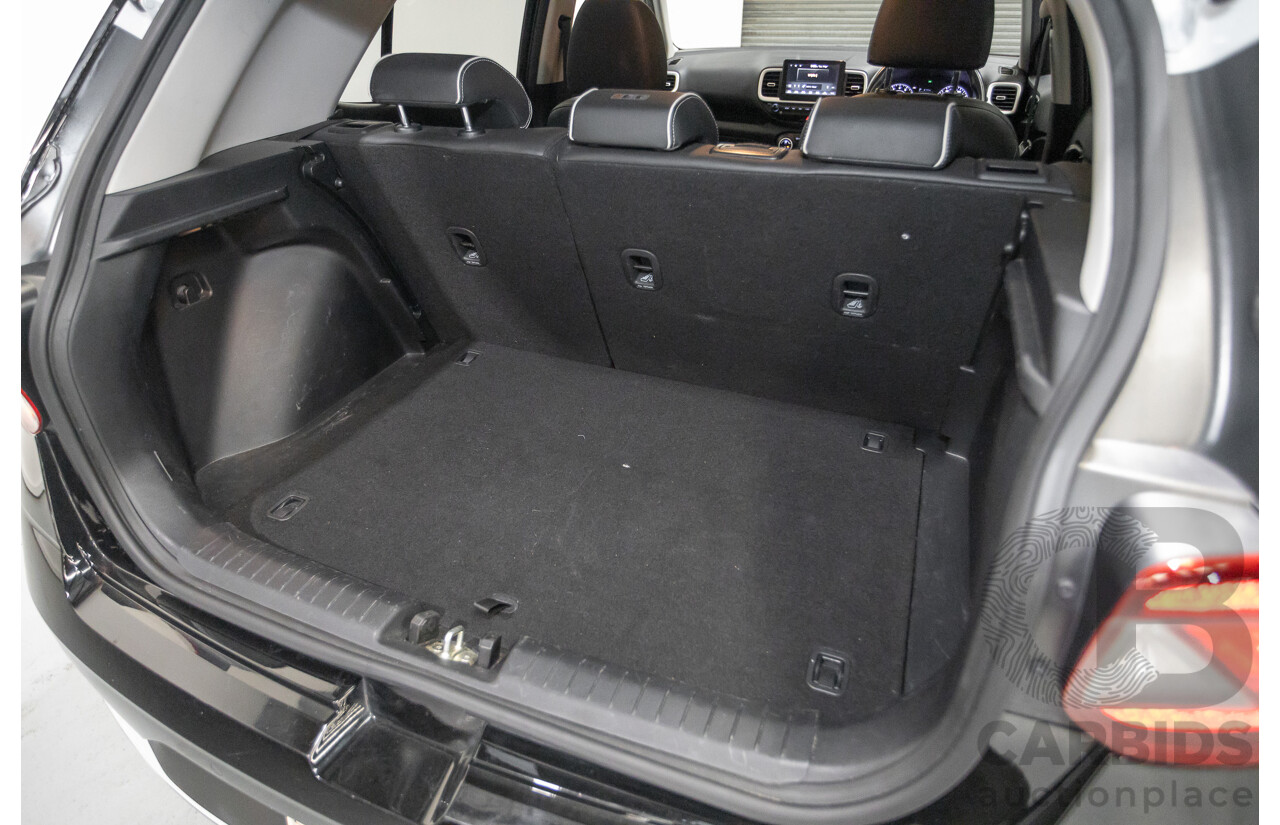 08/2020 Hyundai Venue Elite QX.2 MY20 4D Wagon Black Metallic 1.6L