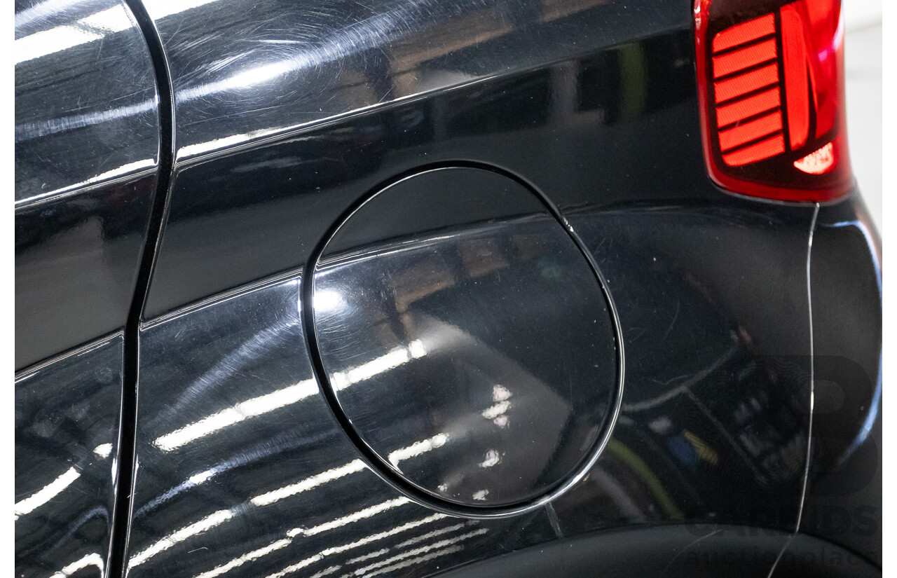 08/2020 Hyundai Venue Elite QX.2 MY20 4D Wagon Black Metallic 1.6L