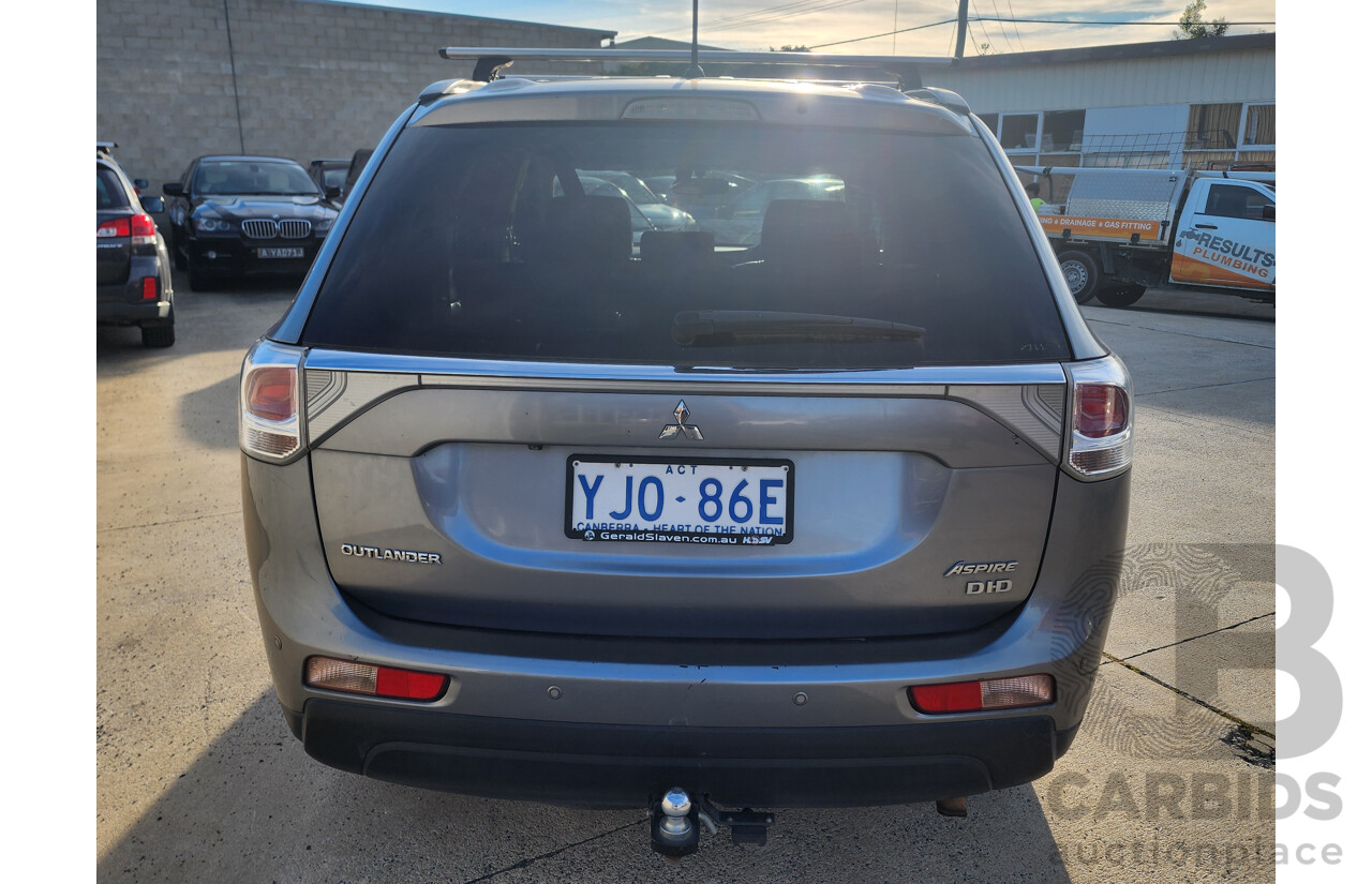 12/2013 Mitsubishi Outlander Aspire (4x4) ZJ MY14 4d Wagon Grey 2.3L