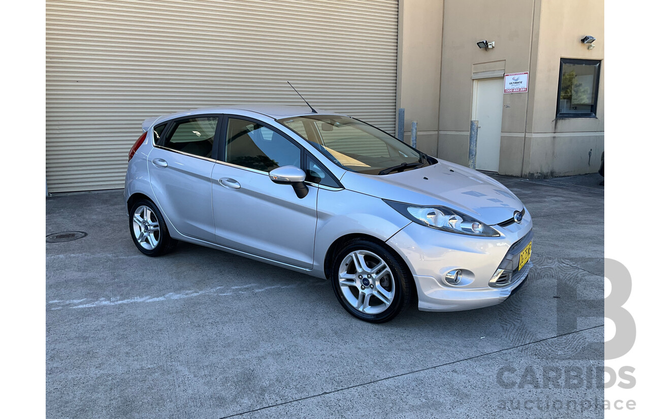 2/2013 Ford Fiesta Zetec WT 5d Hatchback Silver 1.6L