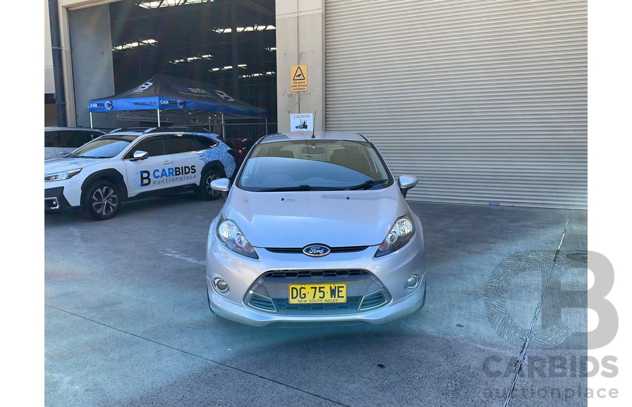 2/2013 Ford Fiesta Zetec WT 5d Hatchback Silver 1.6L