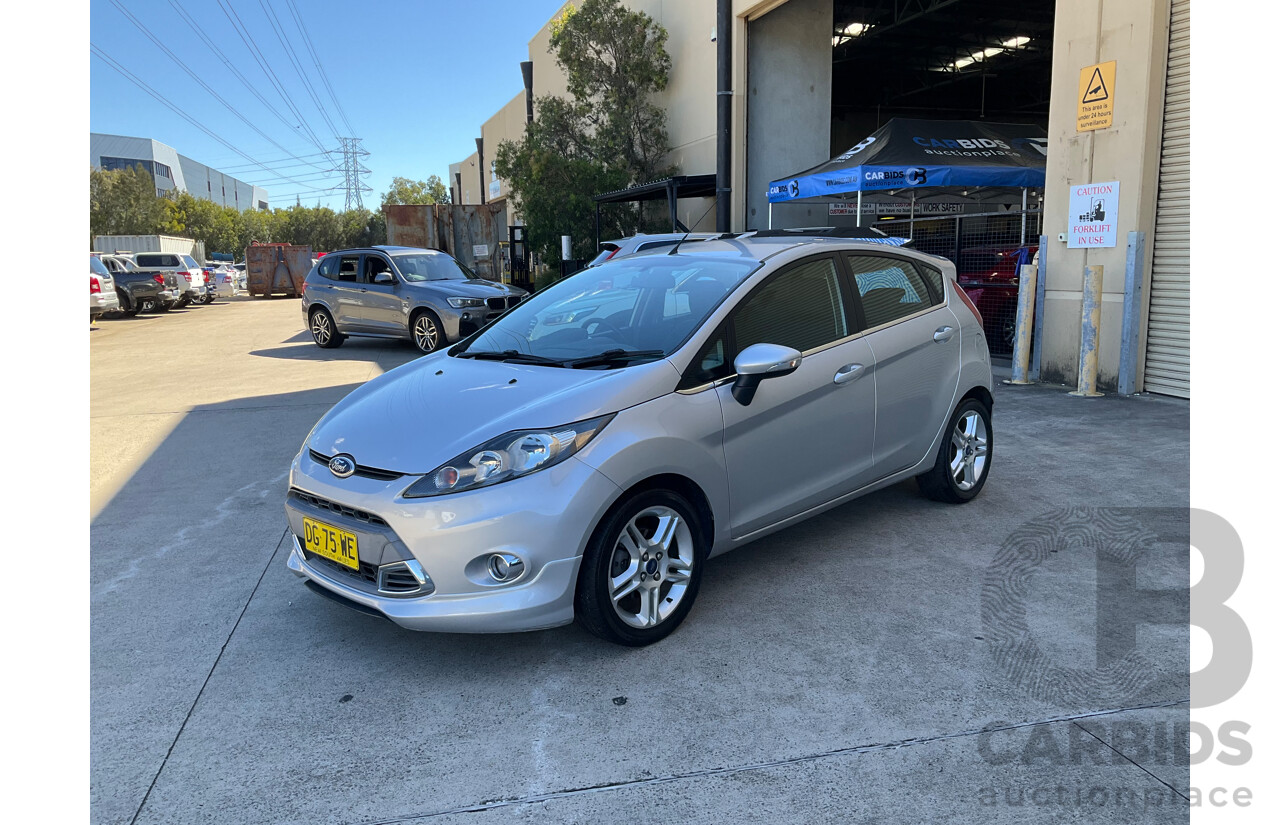 2/2013 Ford Fiesta Zetec WT 5d Hatchback Silver 1.6L