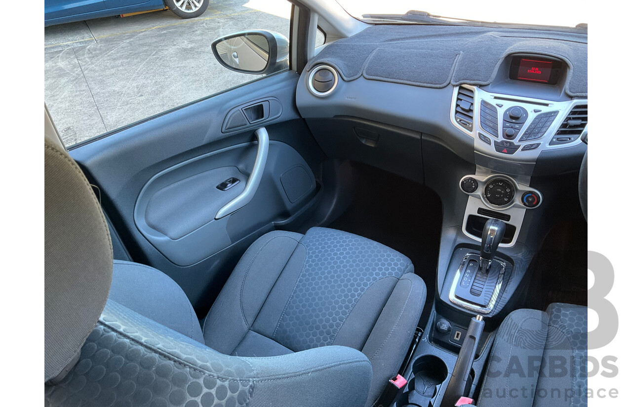 2/2013 Ford Fiesta Zetec WT 5d Hatchback Silver 1.6L