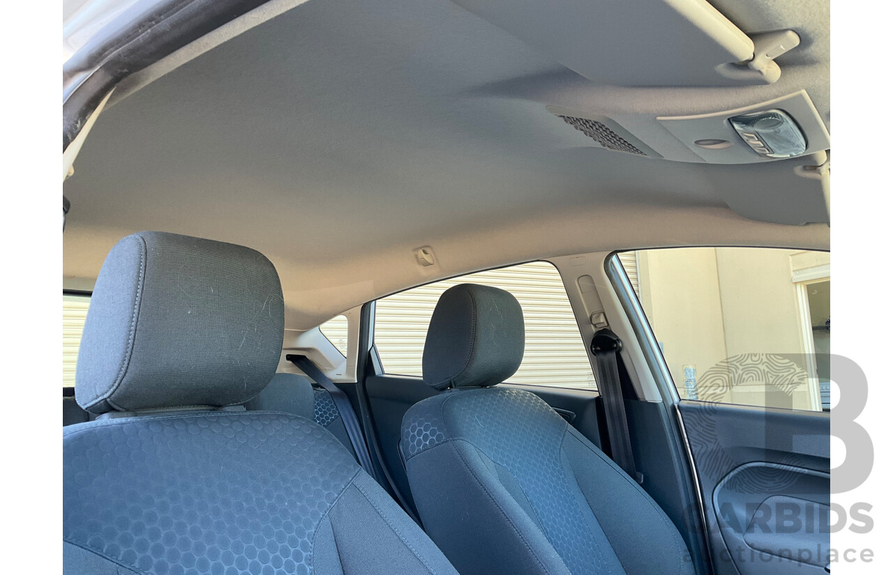 2/2013 Ford Fiesta Zetec WT 5d Hatchback Silver 1.6L