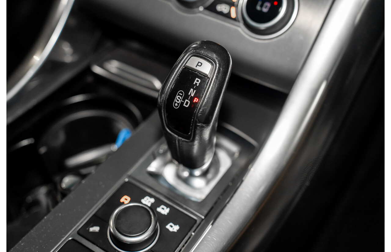 11/2015 Land Rover Range Rover Sport 3.0 TdV6 SE (AWD) LW MY15 4d Wagon Santorini Black Metallic Turbo Diesel V6 3.0L