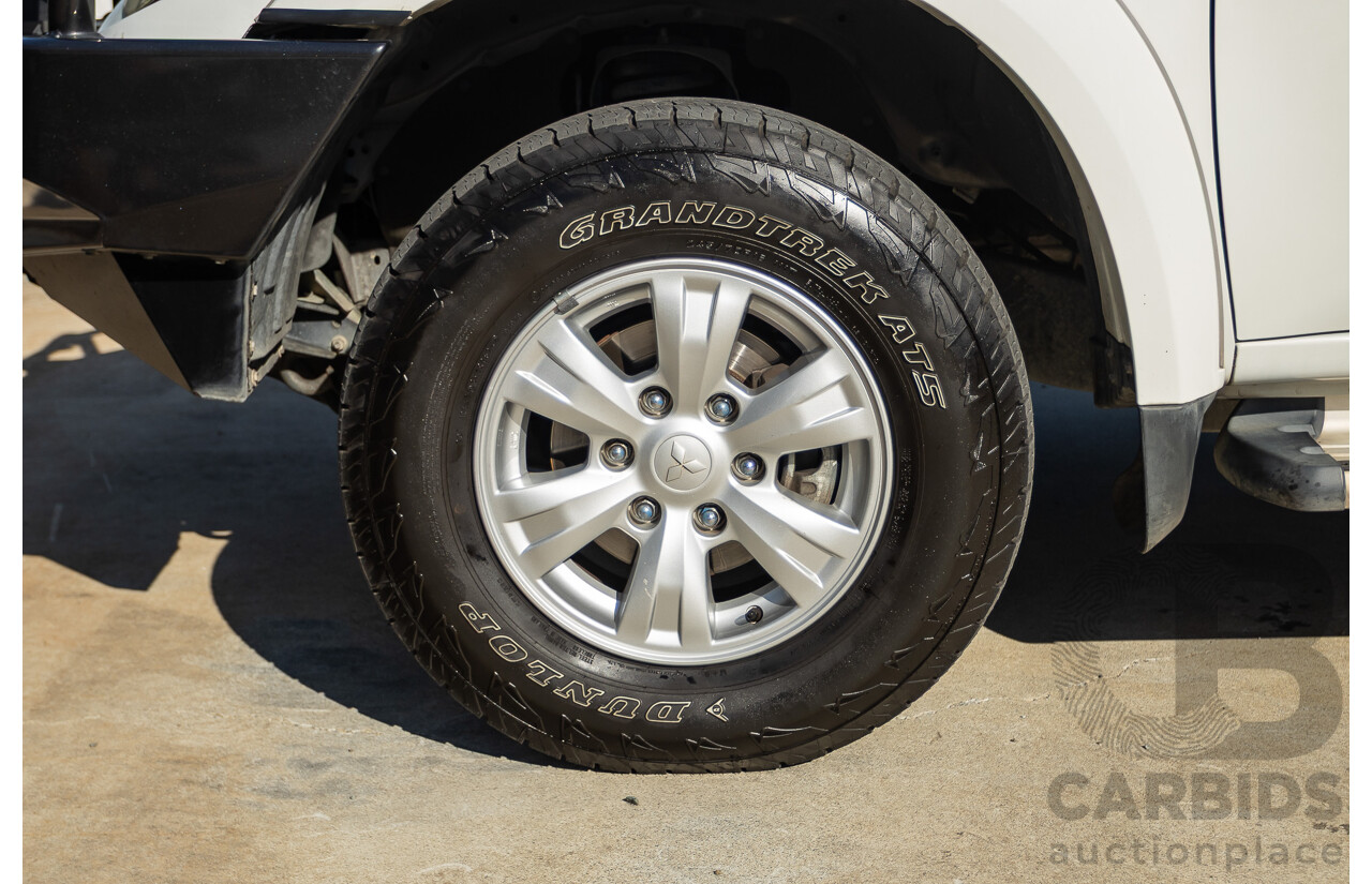 02/2013 Mitsubishi Triton GL-R (4x4) MN MY12 Double Cab Utility White Turbo Diesel 2.5L