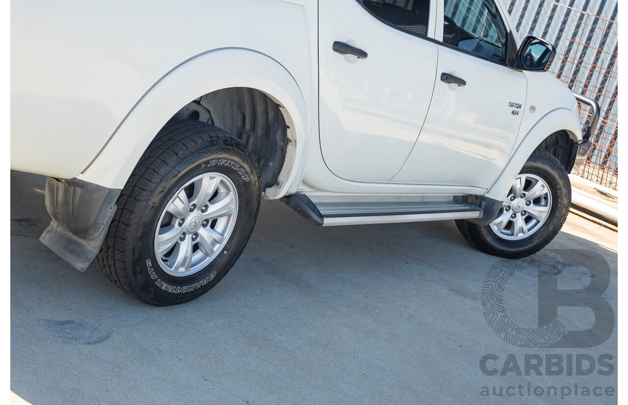 02/2013 Mitsubishi Triton GL-R (4x4) MN MY12 Double Cab Utility White Turbo Diesel 2.5L