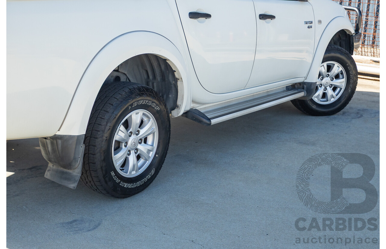02/2013 Mitsubishi Triton GL-R (4x4) MN MY12 Double Cab Utility White Turbo Diesel 2.5L