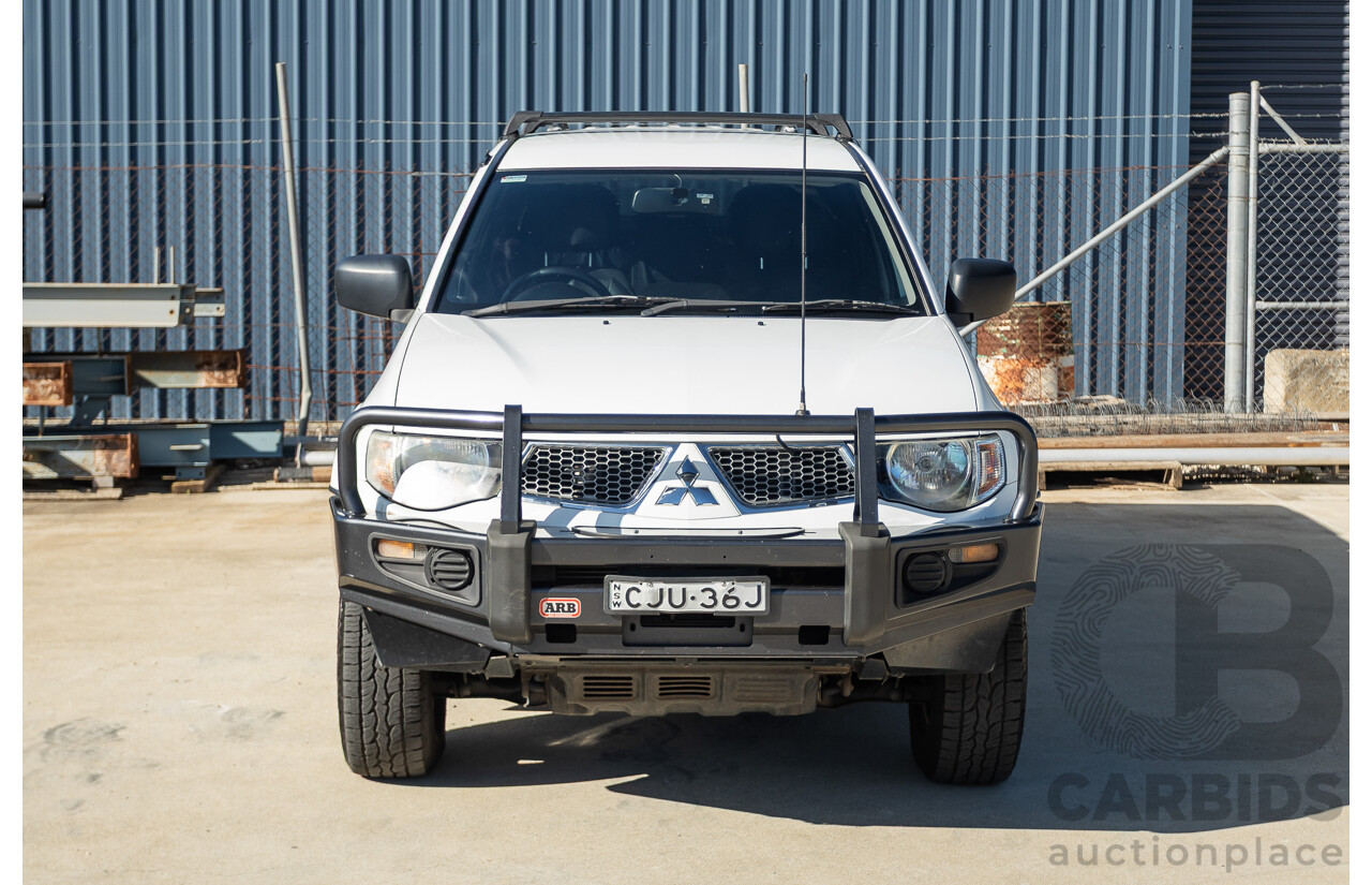02/2013 Mitsubishi Triton GL-R (4x4) MN MY12 Double Cab Utility White Turbo Diesel 2.5L