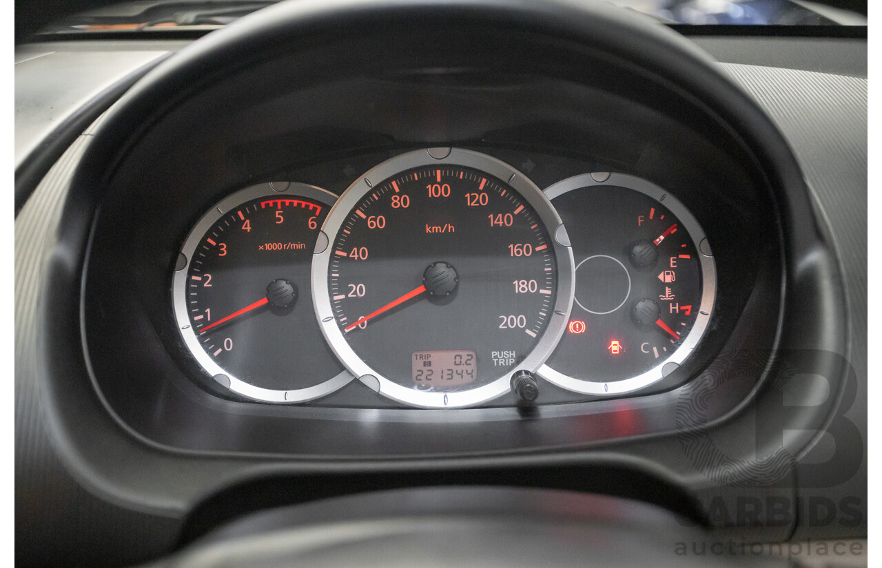 02/2013 Mitsubishi Triton GL-R (4x4) MN MY12 Double Cab Utility White Turbo Diesel 2.5L