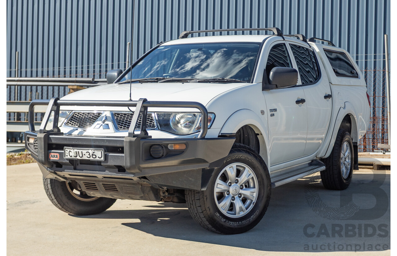 02/2013 Mitsubishi Triton GL-R (4x4) MN MY12 Double Cab Utility White Turbo Diesel 2.5L