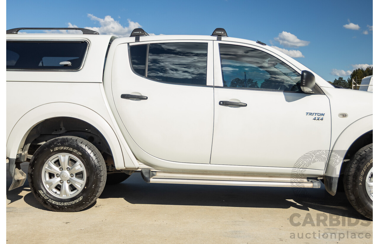 02/2013 Mitsubishi Triton GL-R (4x4) MN MY12 Double Cab Utility White Turbo Diesel 2.5L