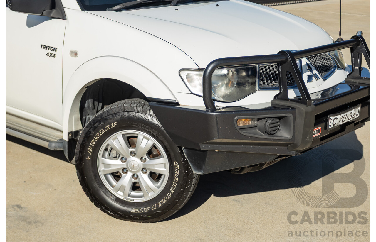 02/2013 Mitsubishi Triton GL-R (4x4) MN MY12 Double Cab Utility White Turbo Diesel 2.5L
