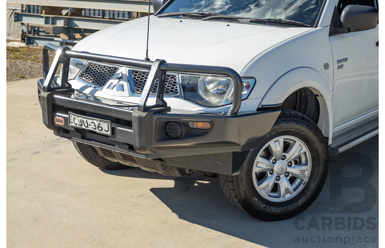 02/2013 Mitsubishi Triton GL-R (4x4) MN MY12 Double Cab Utility White Turbo Diesel 2.5L