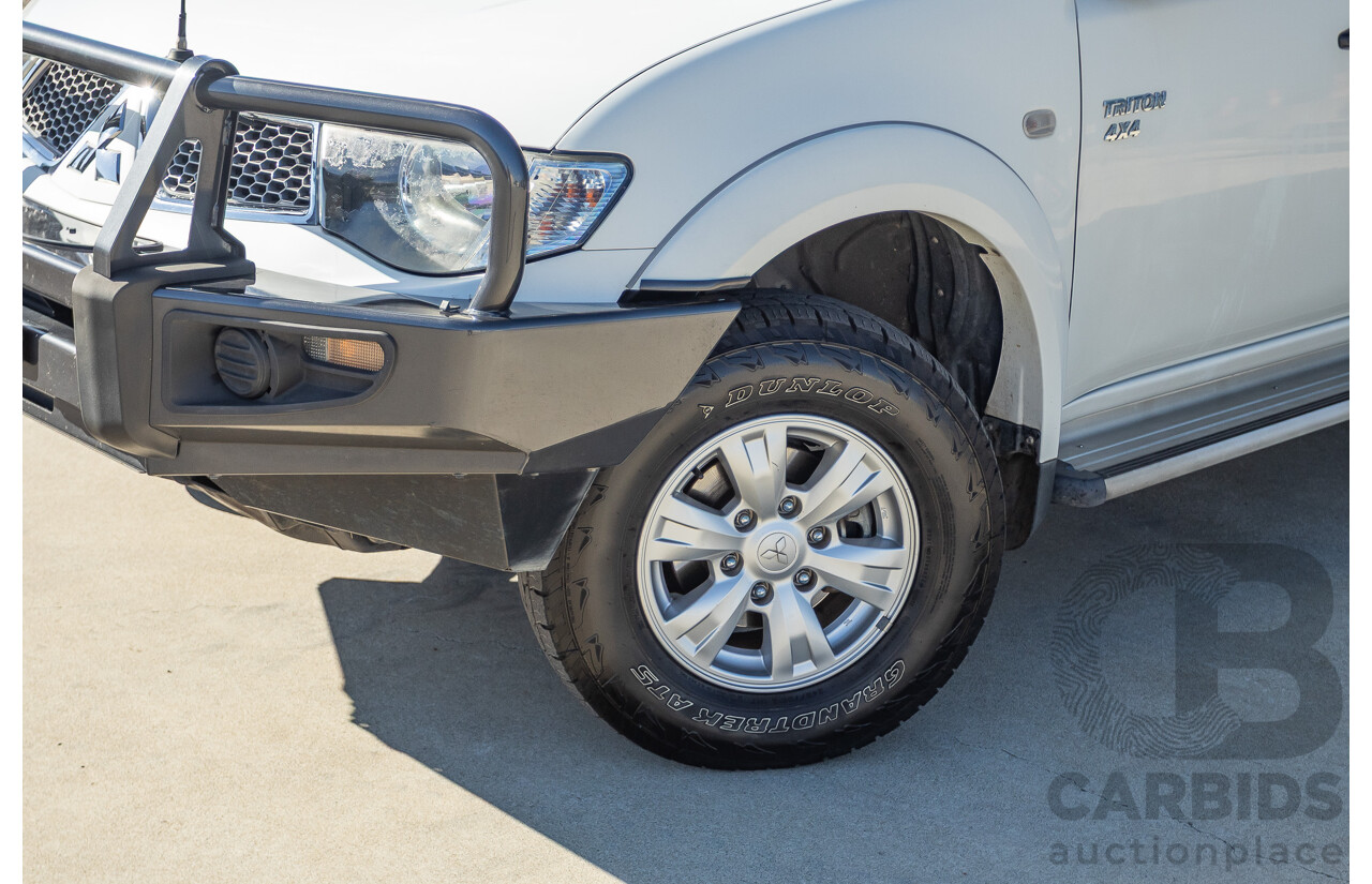 02/2013 Mitsubishi Triton GL-R (4x4) MN MY12 Double Cab Utility White Turbo Diesel 2.5L