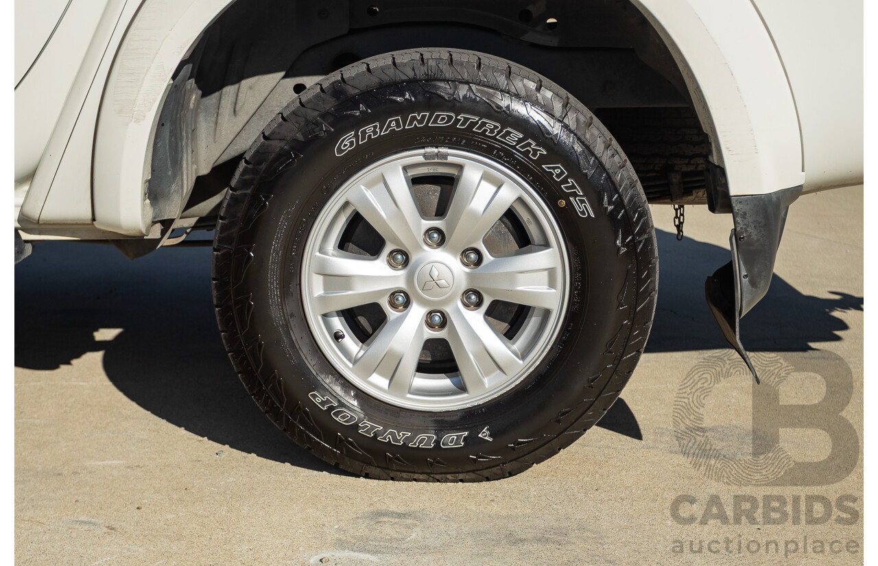 02/2013 Mitsubishi Triton GL-R (4x4) MN MY12 Double Cab Utility White Turbo Diesel 2.5L