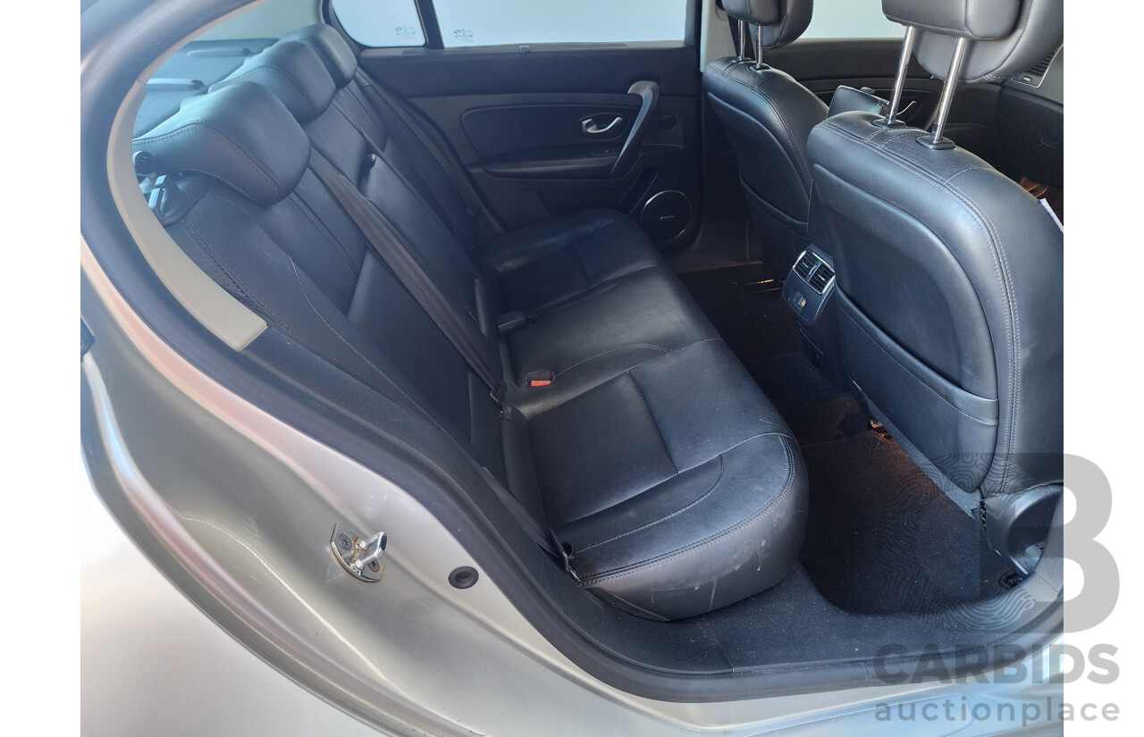 12/2011 Renault Latitude 2.0 dCi LUXE X43 4d Sedan Silver 2.0L