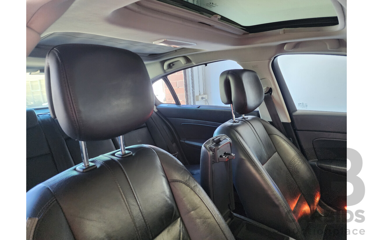 12/2011 Renault Latitude 2.0 dCi LUXE X43 4d Sedan Silver 2.0L