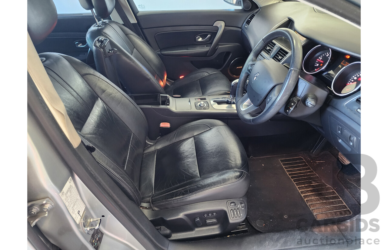 12/2011 Renault Latitude 2.0 dCi LUXE X43 4d Sedan Silver 2.0L